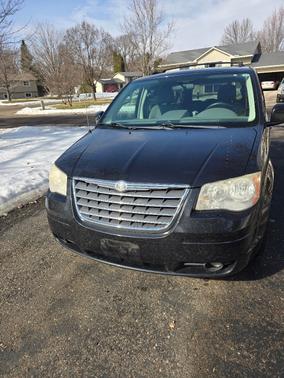 2010 Chrysler Town & Country Touring