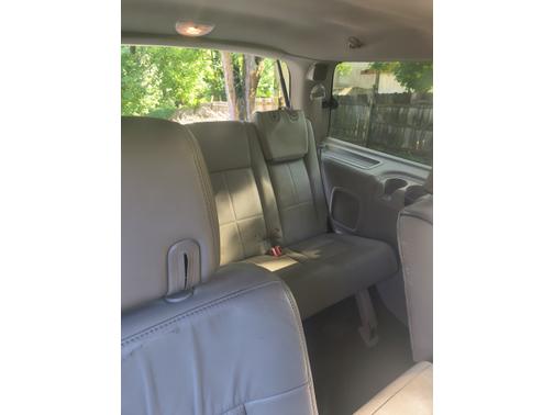 Black 2008 Lincoln Navigator Base