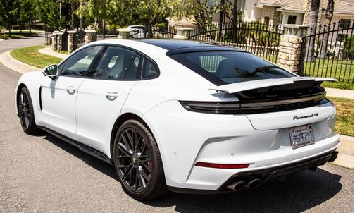 2025 Porsche Panamera GTS