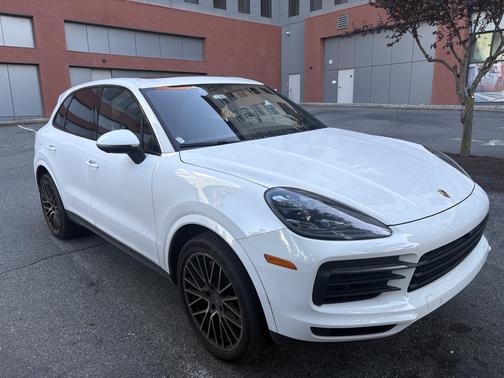 White 2023 Porsche Cayenne Cayenne S