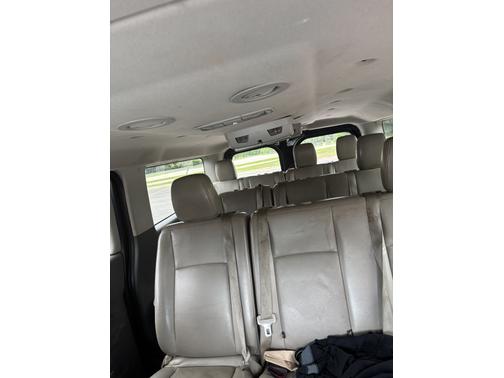 2015 Nissan NV Passenger NV3500 HD SL V8
