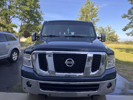 2015 Nissan NV Passenger NV3500 HD SL V8