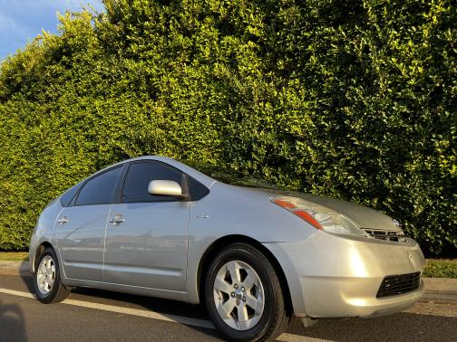 Photo 1 of 14 of 2006 Toyota Prius Base
