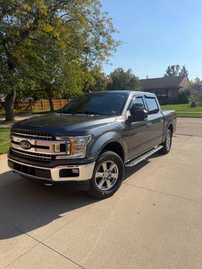 Gray 2019 Ford F-150 XLT