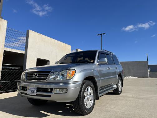 Photo 1 of 19 of 2003 Lexus LX 470 Base