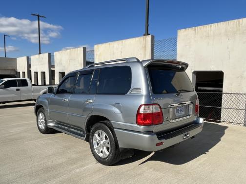 Photo 2 of 19 of 2003 Lexus LX 470 Base