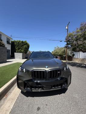 Green 2024 BMW X5 M60i