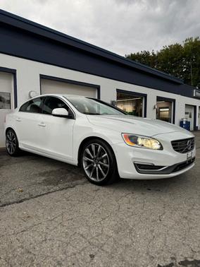 2015 Volvo S60 T6 Platinum