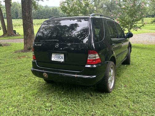 1998 Mercedes-Benz M-Class ML320