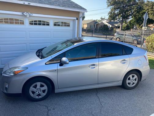 2010 Toyota Prius IV