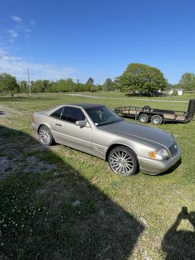 Beige 1997 Mercedes-Benz SL-Class SL320 Roadster