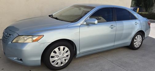 Silver 2009 Toyota Camry LE