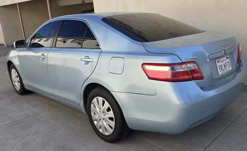 Silver 2009 Toyota Camry LE