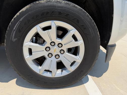 Silver 2020 Chevrolet Colorado LT