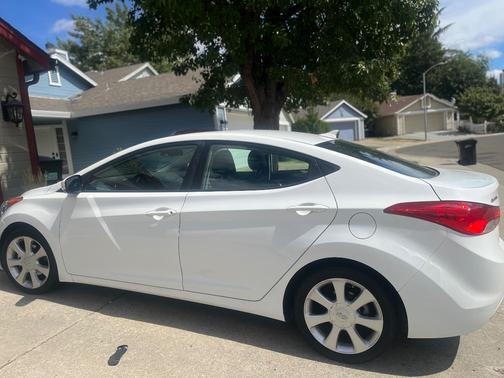 White 2013 Hyundai ELANTRA Limited