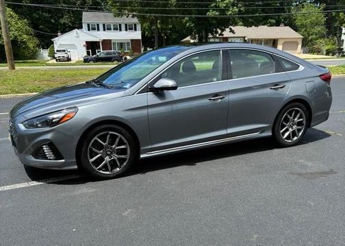 Gray 2019 Hyundai SONATA Limited 2.0T