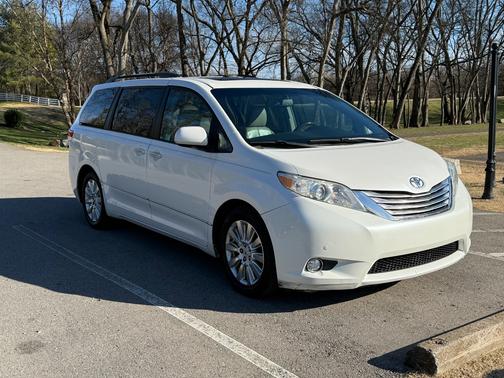 2011 Toyota Sienna Limited