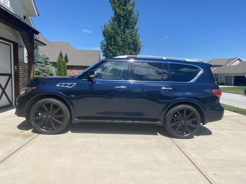 2015 INFINITI QX80 Base