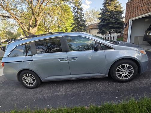 Blue 2012 Honda Odyssey EX-L