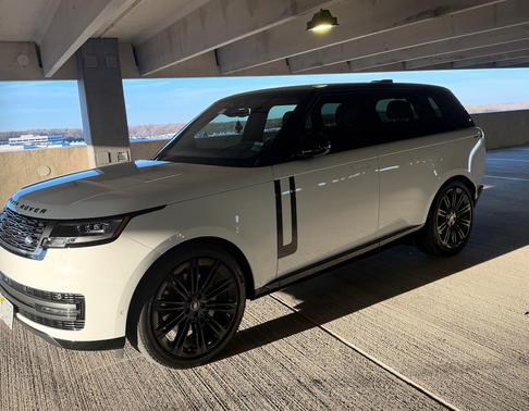 2025 Land Rover Range Rover P400 SE SWB