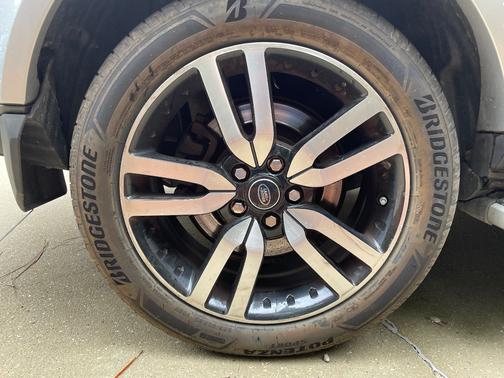 2016 Land Rover LR4 HSE LUX Landmark Edition