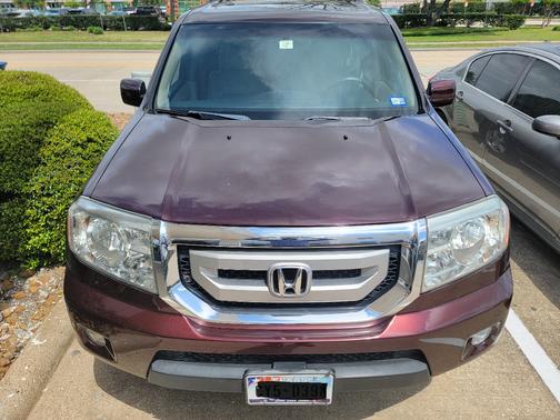 Red 2011 Honda Pilot EX-L