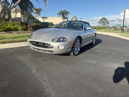 2006 Jaguar XK8 Base