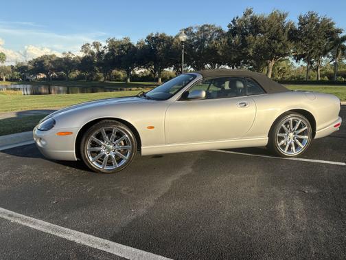2006 Jaguar XK8 Base