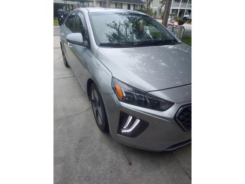 2022 Hyundai IONIQ Hybrid Limited