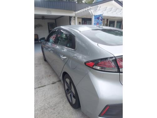 2022 Hyundai IONIQ Hybrid Limited