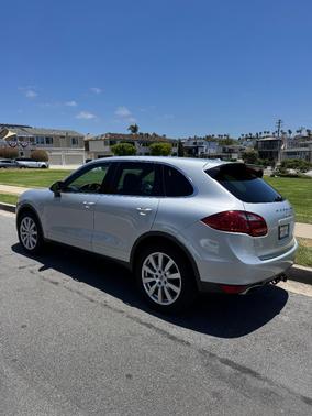 Silver 2013 Porsche Cayenne Cayenne Diesel