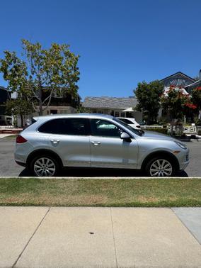 Silver 2013 Porsche Cayenne Cayenne Diesel