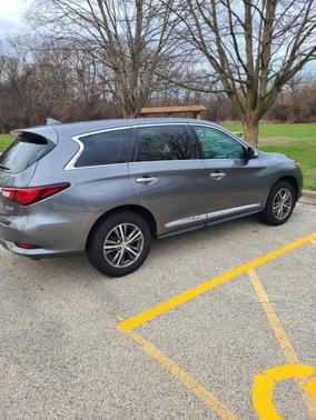 2016 INFINITI QX60 Base