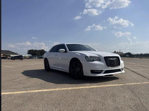 2017 Chrysler 300 S
