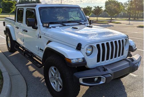 2021 Jeep Gladiator Sport S