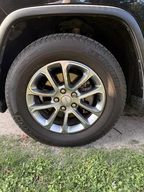 Black 2016 Jeep Grand Cherokee Limited