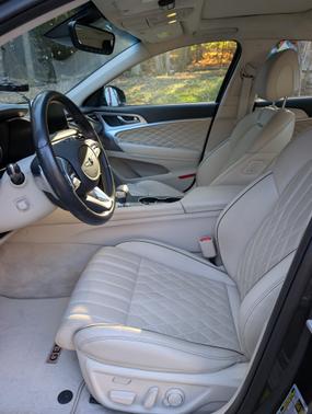 2019 Genesis G70 3.3T Design