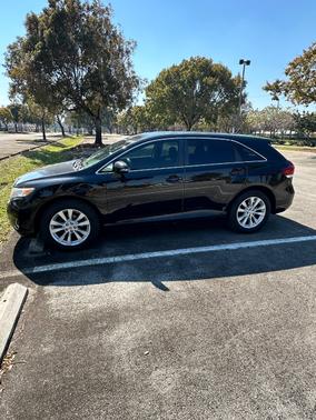 2014 Toyota Venza LE
