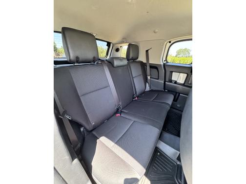 2011 Toyota FJ Cruiser Base