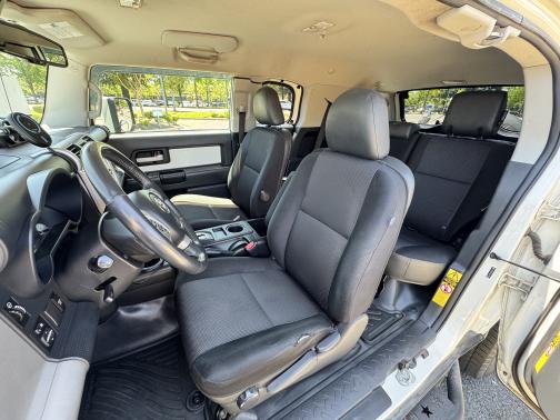 2011 Toyota FJ Cruiser Base
