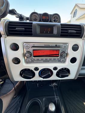 2011 Toyota FJ Cruiser Base