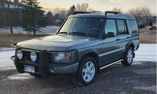 Green 2004 Land Rover Discovery SE