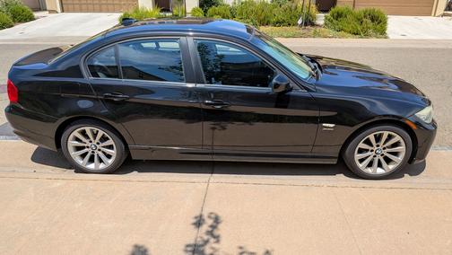 2011 BMW 328 i xDrive