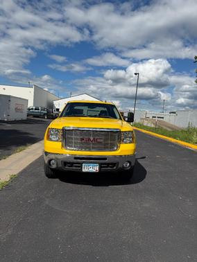 Yellow 2008 GMC Sierra 2500 SLT H/D Crew Cab