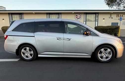 Silver 2013 Honda Odyssey Touring Elite