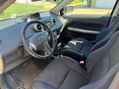 2005 Scion xA Base