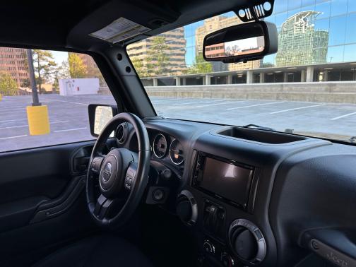 2015 Jeep Wrangler Sport