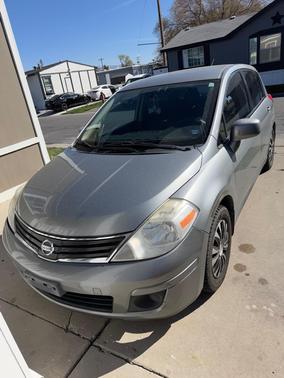 Gray 2011 Nissan Versa 1.8 S