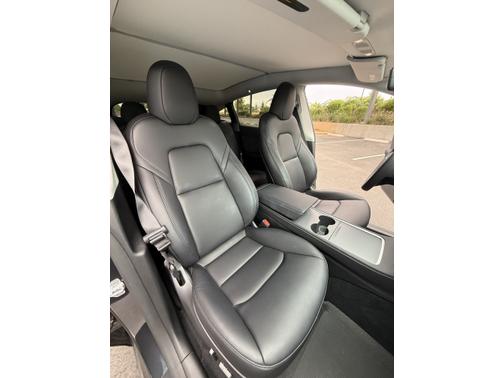 2024 Tesla Model Y RWD