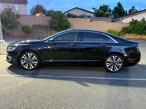 Black 2020 Lincoln MKZ Hybrid Reserve